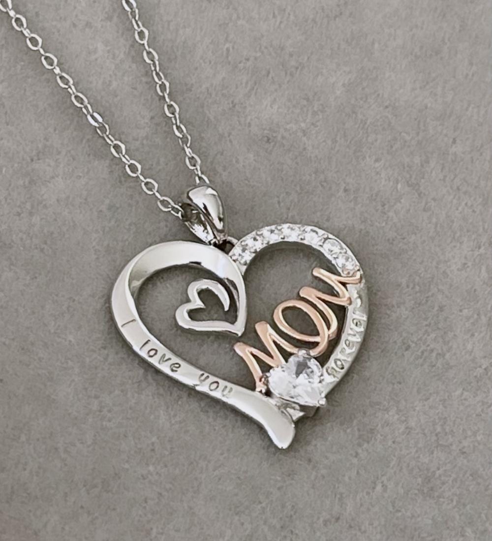 MOM'S HEART